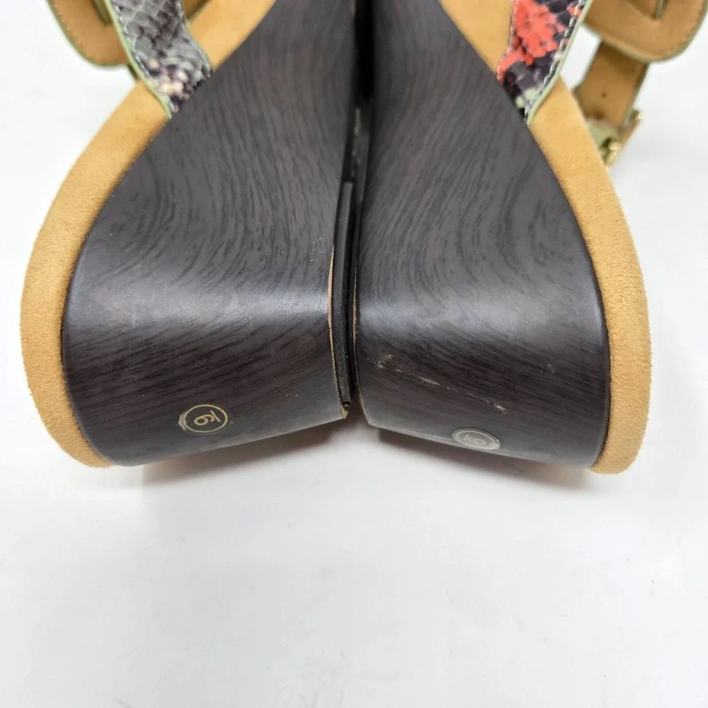 Vionic  9 Snakeskin Print Wedge Sandals Multi Color Comfort‎ Adjustable Straps